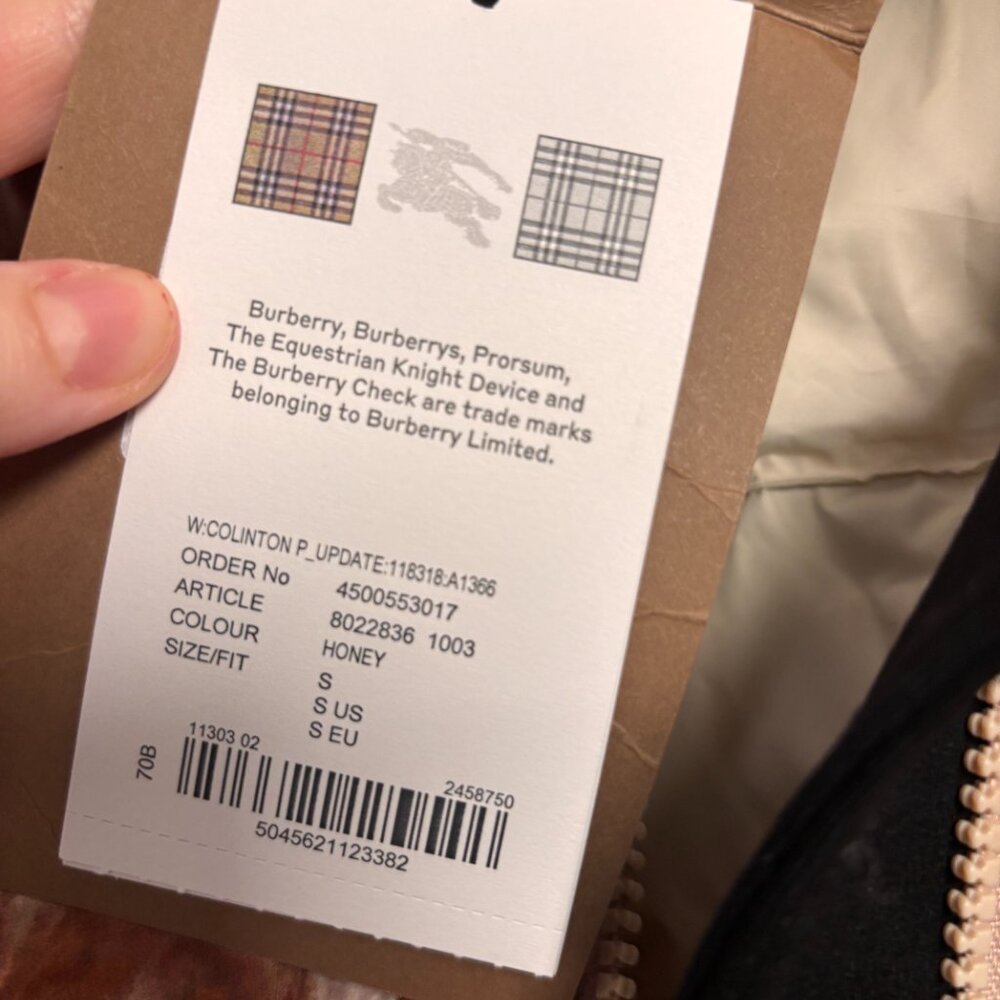 NWT Burberry Deer Print Down Light Puffer Jacket Size S - Picture 5 of 7